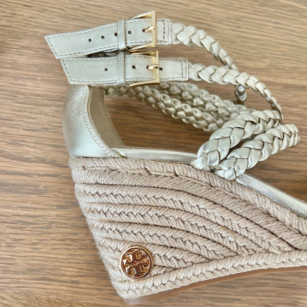 Tory Burch Bailey Metallic Leather Braid Espadrille Wedge Platform Sandals Gold - Picture 10 of 15